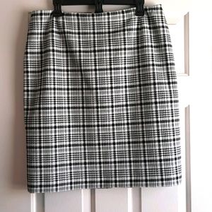 Ladies skirt